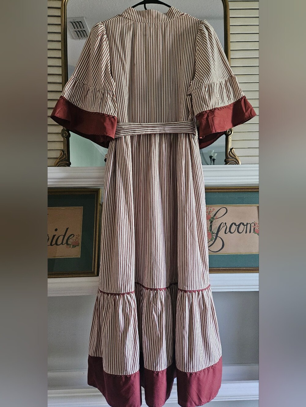 Entro Burgundy & Ivory Striped Tiered Midi Dress | Size Large | NWOT - Picture 6 of 13